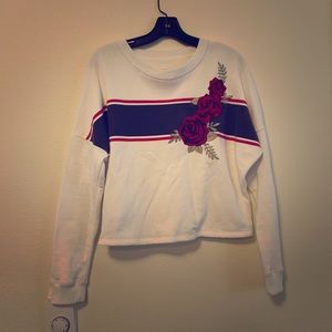 Hollister Crop sweater women’s size S